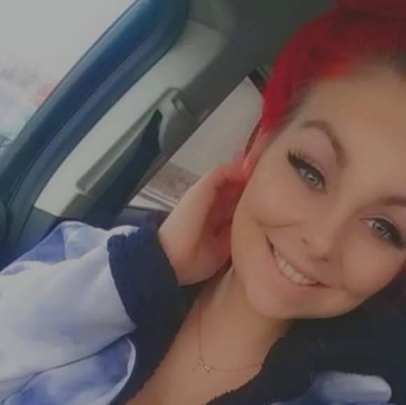 daniellewoodwar